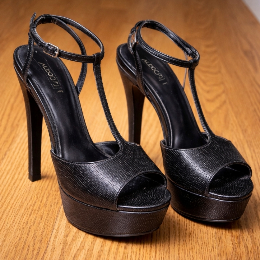 Aldo platform heel 7.5